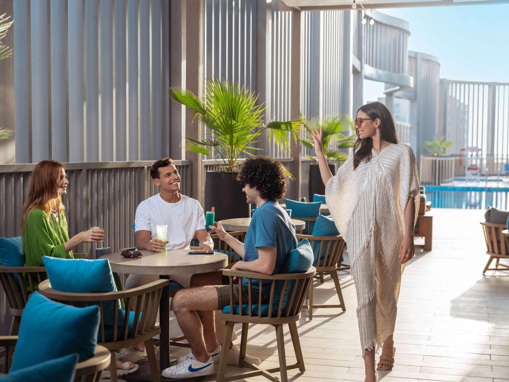 Mercure Dubai Deira Esterno foto